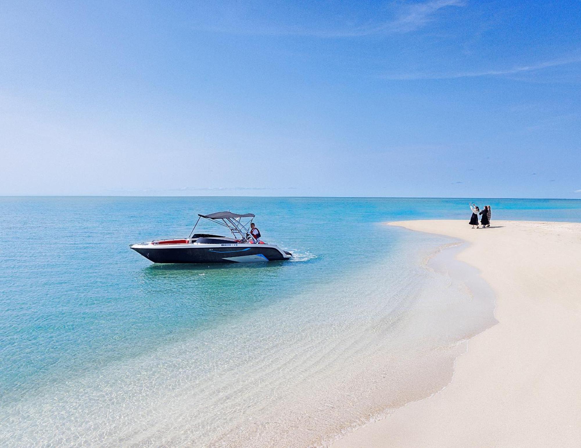 Miyakojima Kurima Resort Seawood Hotel Exteriör bild