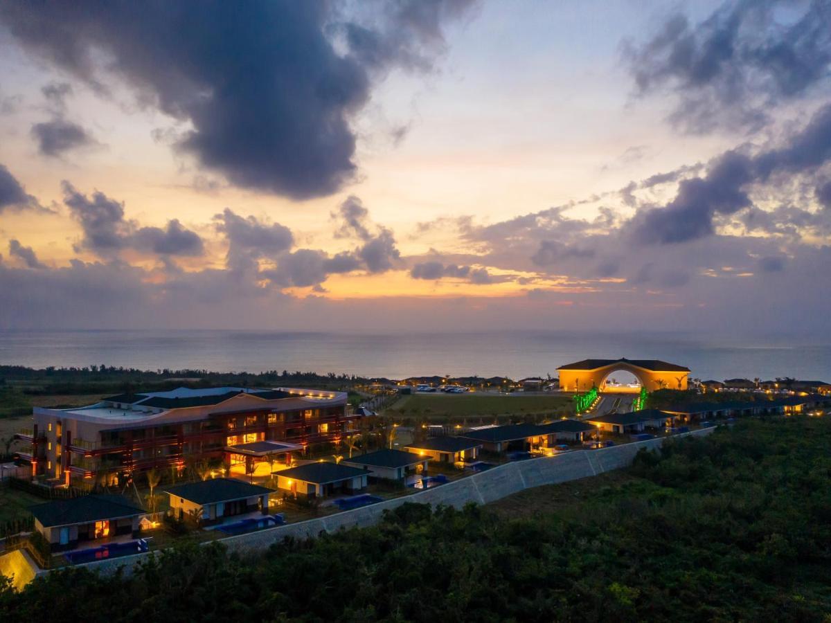 Miyakojima Kurima Resort Seawood Hotel Exteriör bild